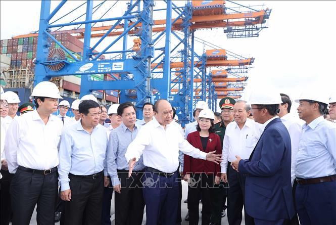 Thủ tướng Nguyễn Xuân Phúc: Tập trung phát triển cảng Cái Mép – Thị Vải ngang tầm khu vực vào năm 2030